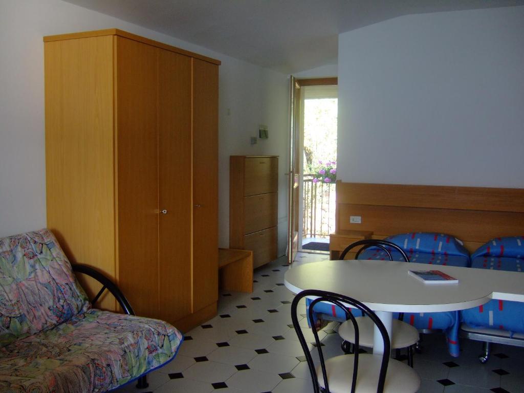 Residence San Vito Brenzone sul Garda Room photo